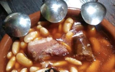 ¿Qué platos son tradicionales en Asturias?